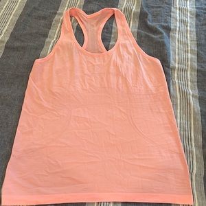 Like new Lululemon tank top
